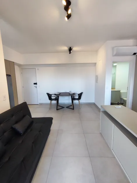 Apartamento Studio Mobiliado Andar Alto Face Sombra com dormitório suíte conjugado sala, ar condicionado, wc suíte